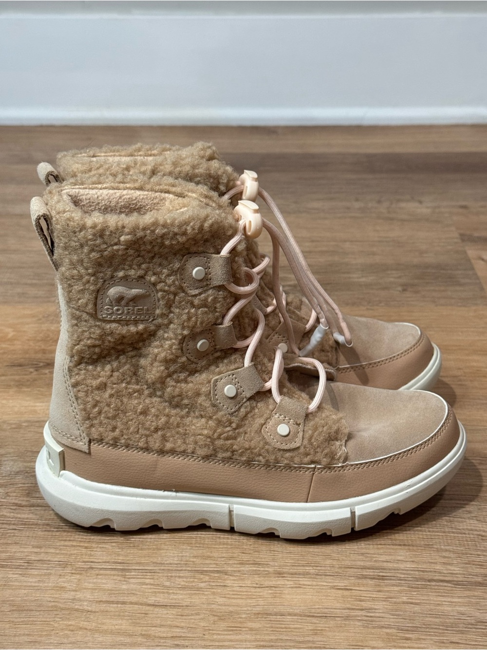 Sorel Kids Youth Explorer Cozy Boot Tan Size 4